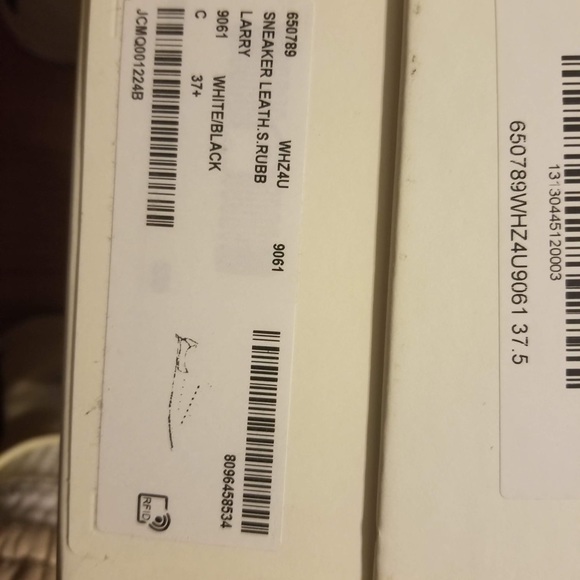 Alexander McQueen Sneakers - Picture 5 of 5